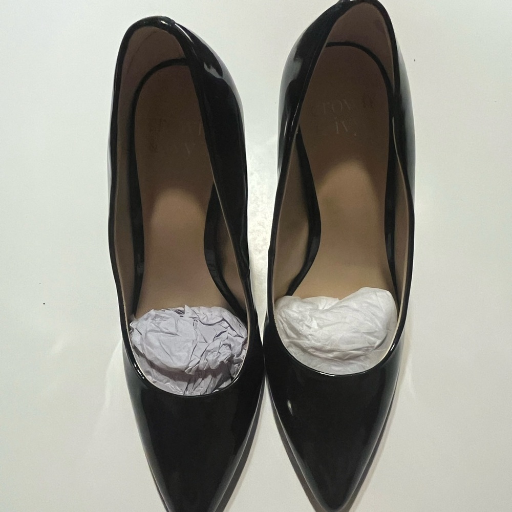 Elegant Black Women's Pumps